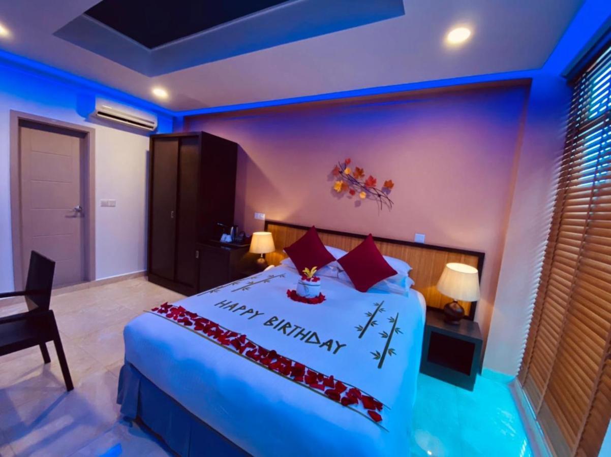 Eleven Trees Maldives 호텔 훌루말레 외부 사진